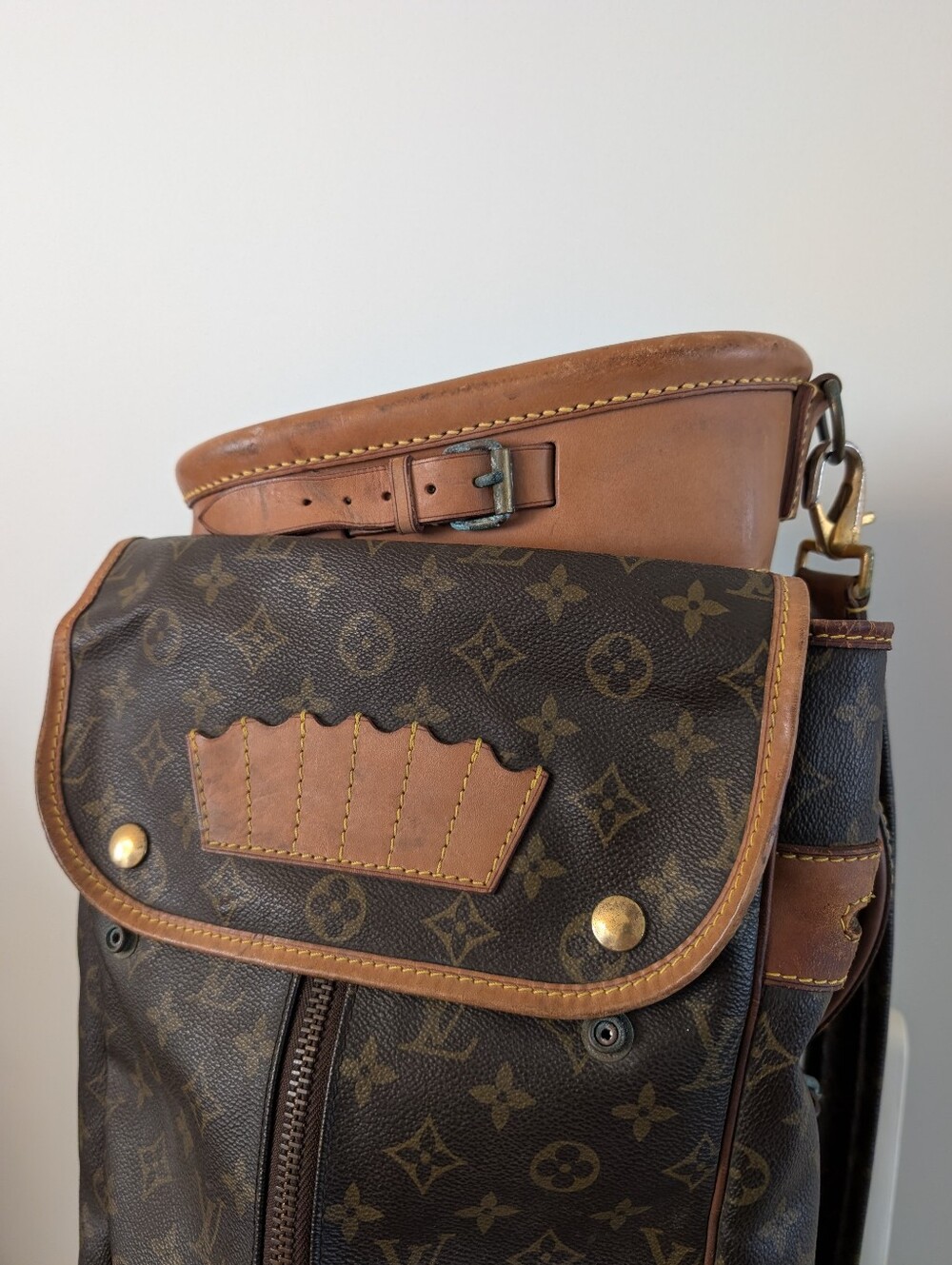 Early 80's "Louis Vuitton" Monogram Golf Club Bag - *Display Piece* - Rare Find! - Picture 4 of 16